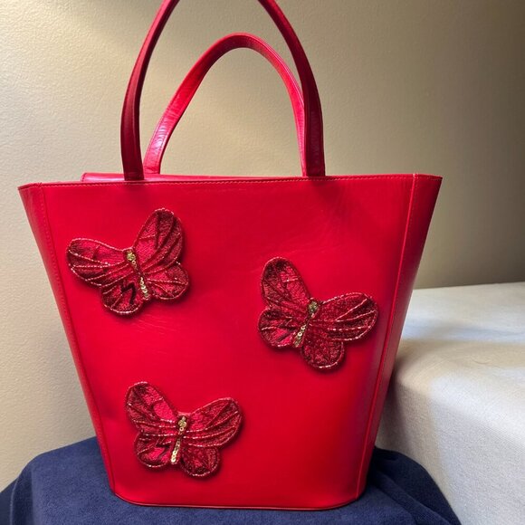 Stuart Weitzman Papillion Red Leather Handbag - Picture 3 of 14